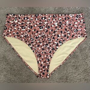 Leopard-Style Old Navy Bikini Bottoms